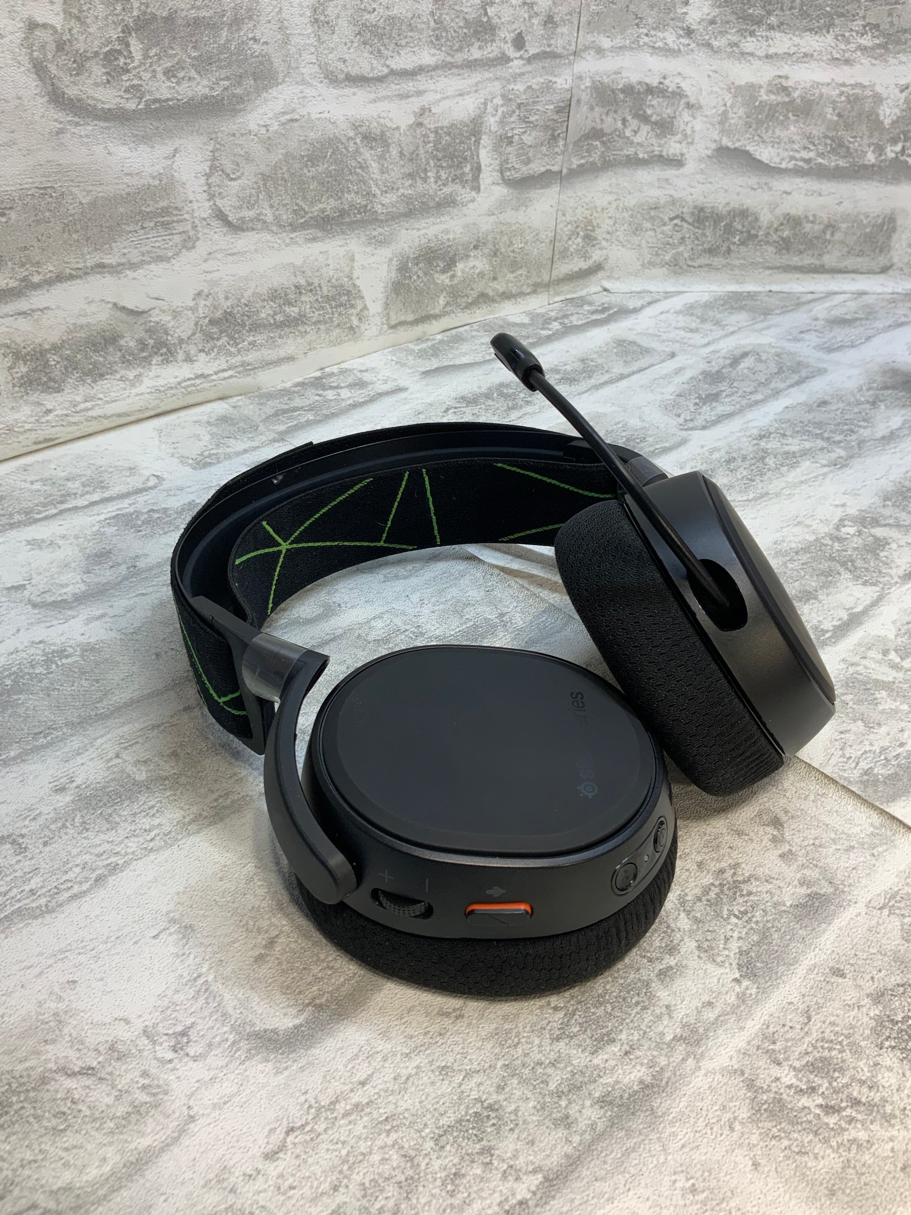 SteelSeries Arctis 9X Wireless Gaming Headset – Integrated Wireless + Bluetooth (7593141731566)